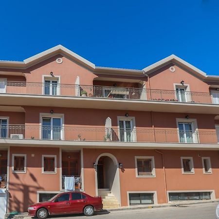 Dina Studio Argostoli 1 Leilighet Eksteriør bilde