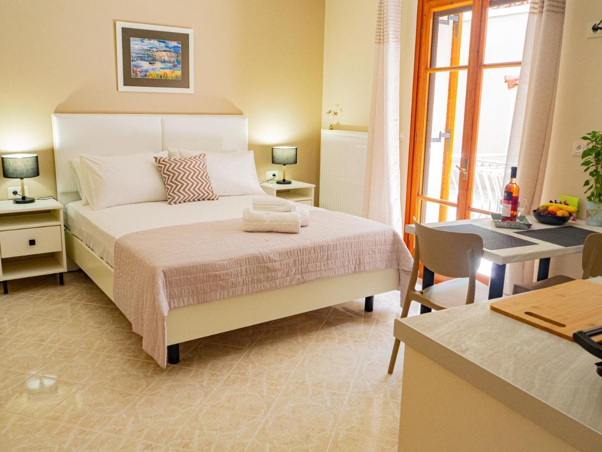 Dina Studio Argostoli 1 Leilighet Eksteriør bilde