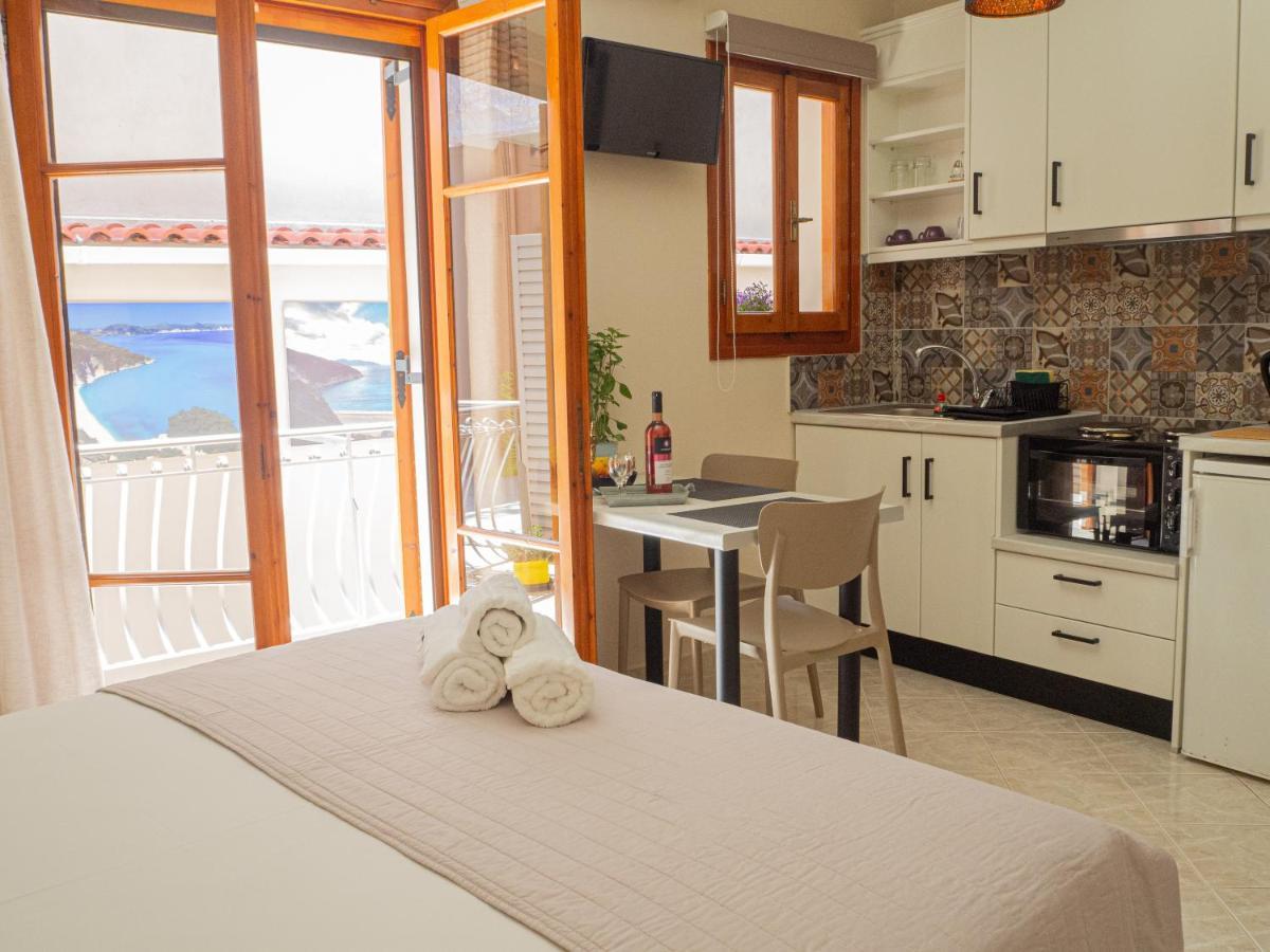 Dina Studio Argostoli 1 Leilighet Eksteriør bilde