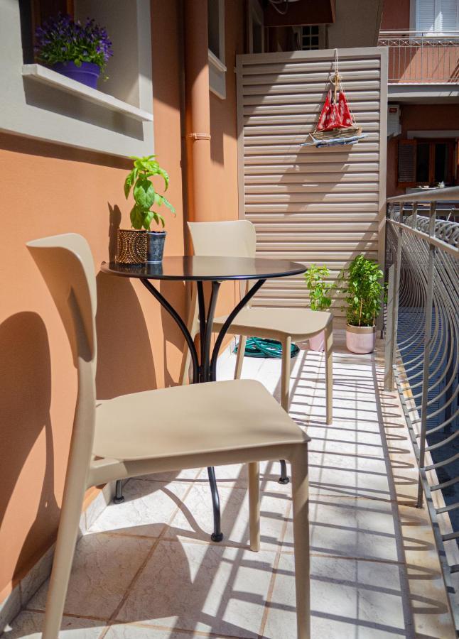 Dina Studio Argostoli 1 Leilighet Eksteriør bilde
