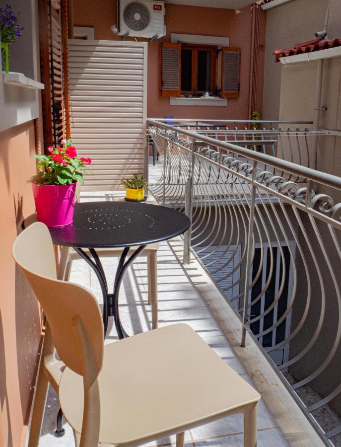 Dina Studio Argostoli 1 Leilighet Eksteriør bilde